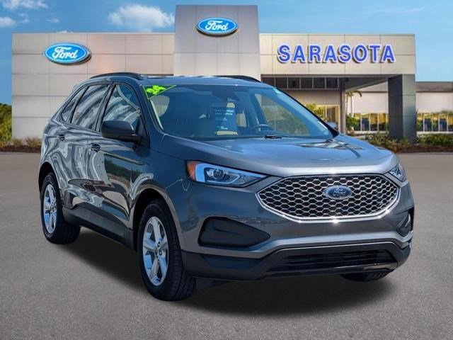 Certified 2024 Ford Edge SE image 7