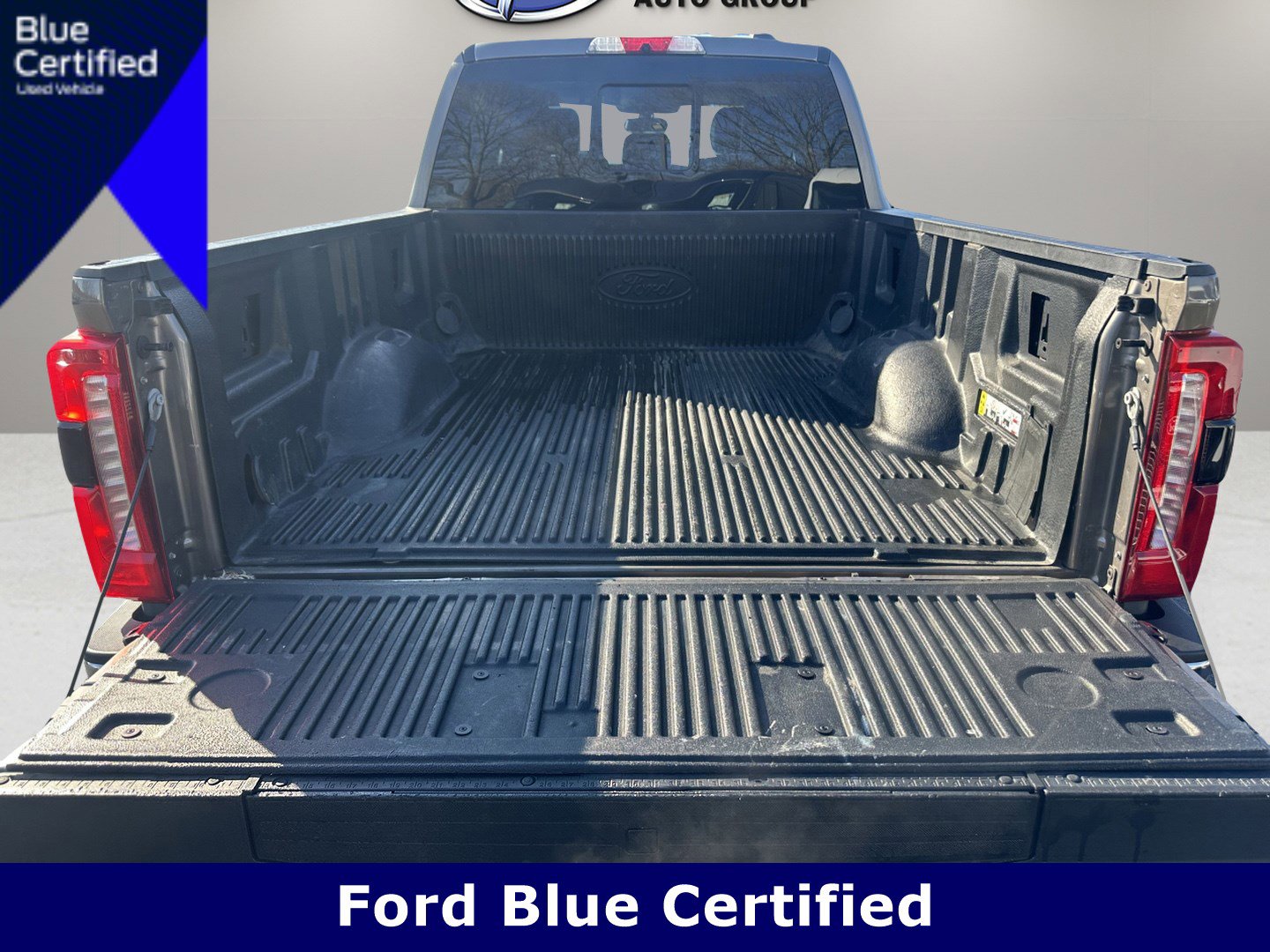 Certified 2023 Ford F350 Lariat w/ Lariat Ultimate Package image 7