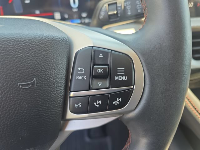 Certified 2025 Ford Explorer Active w/ Active Comfort Package AWD/4WD image 18