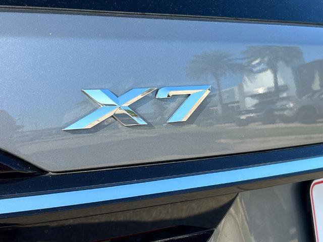 Used 2025 BMW X7 xDrive40i AWD/4WD image 5