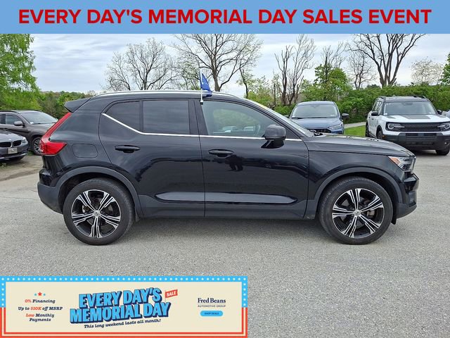 Used 2021 Volvo XC40 T5 Inscription w/ Climate Package AWD/4WD image 12