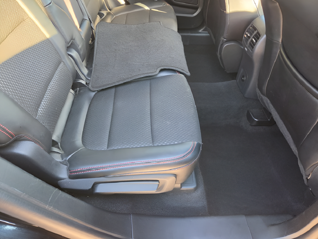 Certified 2025 Ford Escape ST-Line AWD/4WD image 27