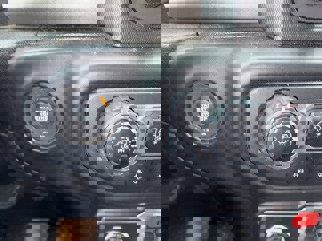 Used 2018 Jeep Wrangler Sport image 23