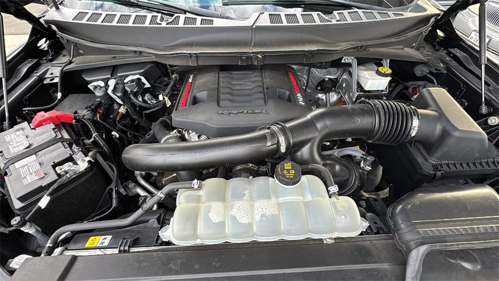 Certified 2023 Ford F150 Raptor w/ Raptor Carbon Fiber Package image 25