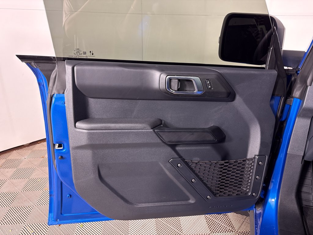 Certified 2025 Ford Bronco Badlands AWD/4WD image 17