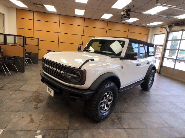 Certified 2022 Ford Bronco Badlands AWD/4WD image 3