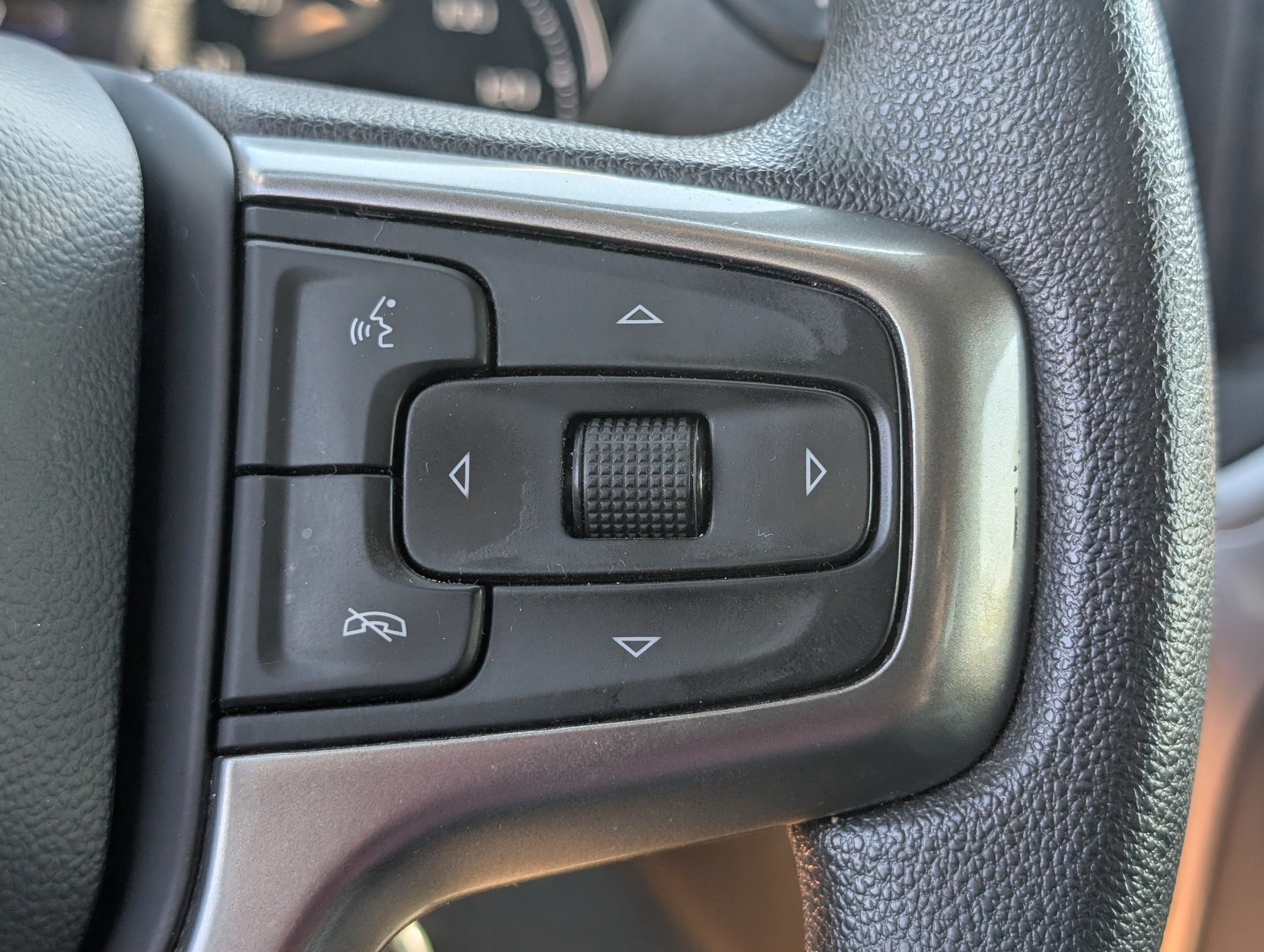 Used 2022 Chevrolet Silverado 2500 Custom w/ Gooseneck/5TH Wheel Package AWD/4WD image 23