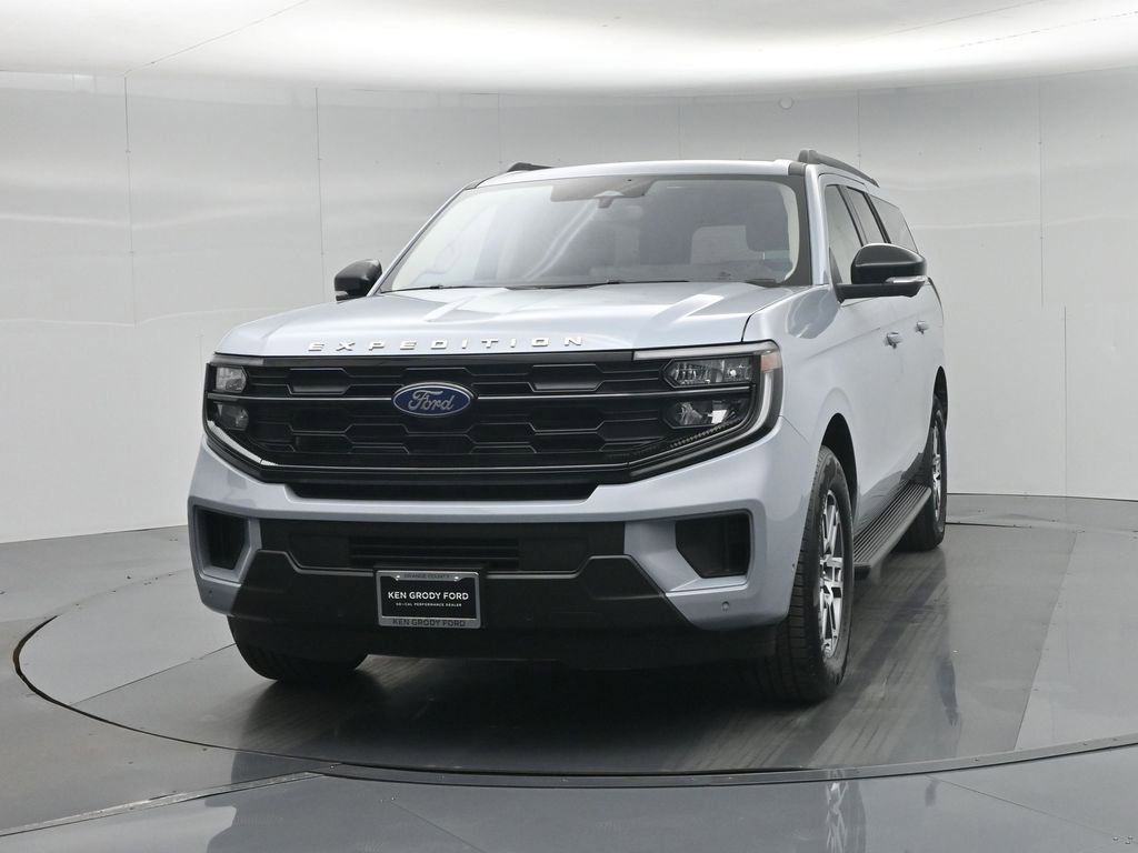 Certified 2025 Ford Expedition Max Active RWD image 59