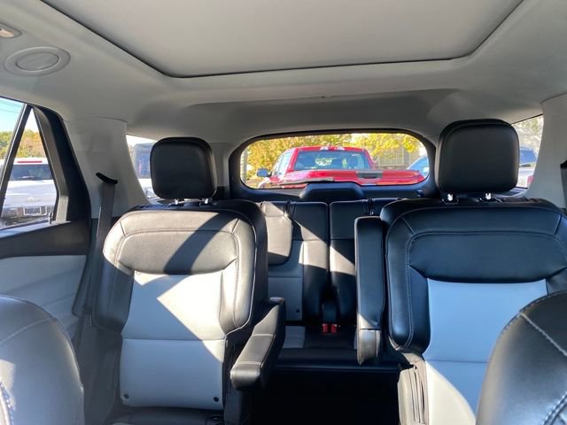 Certified 2022 Ford Explorer XLT w/ Equipment Group 202A image 23