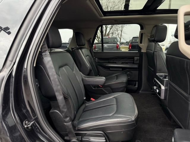 Certified 2019 Ford Expedition Platinum image 17