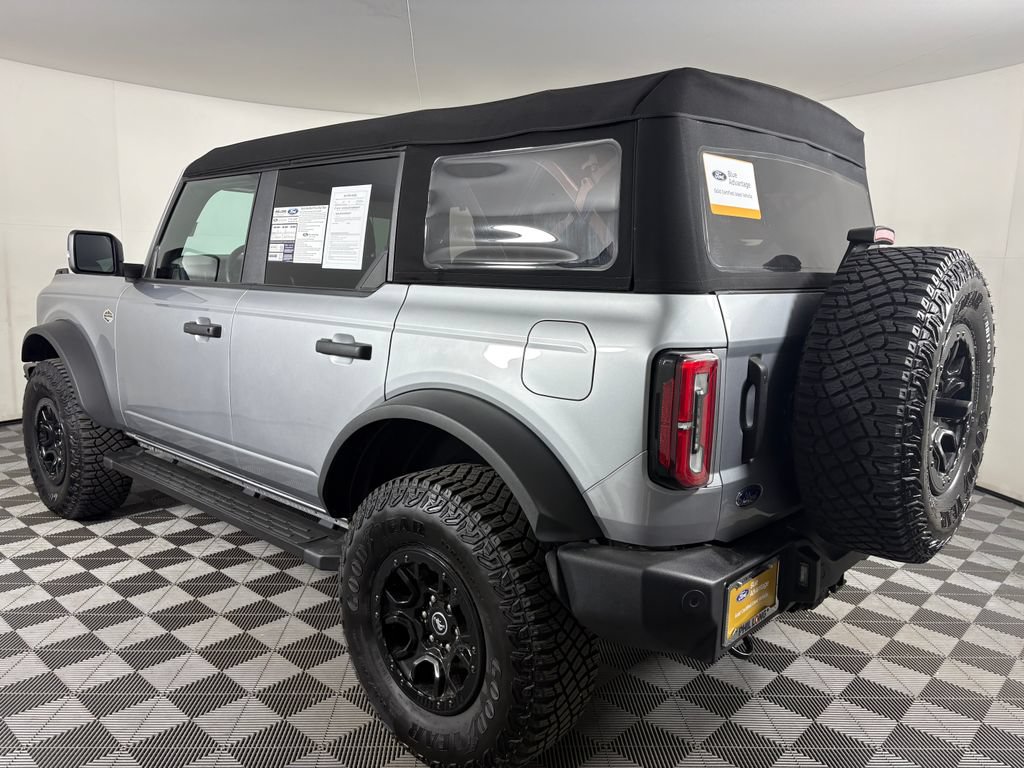 Certified 2023 Ford Bronco Wildtrak AWD/4WD image 3