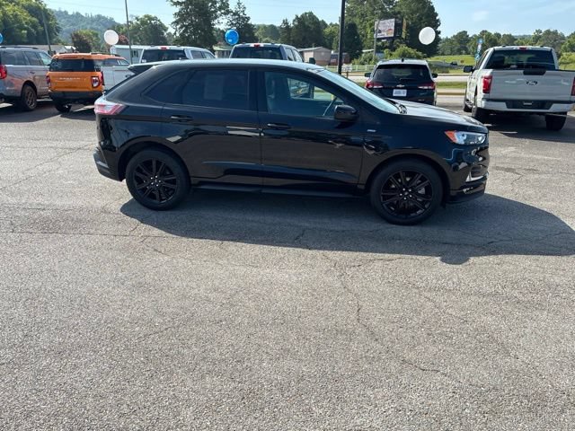 Certified 2024 Ford Edge ST-Line AWD/4WD image 50