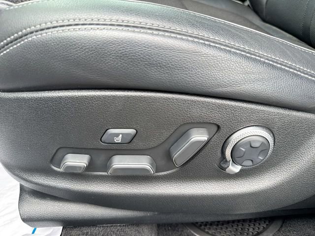 Used 2022 Genesis GV70 2.5T w/ Sport Prestige Package AWD/4WD image 15