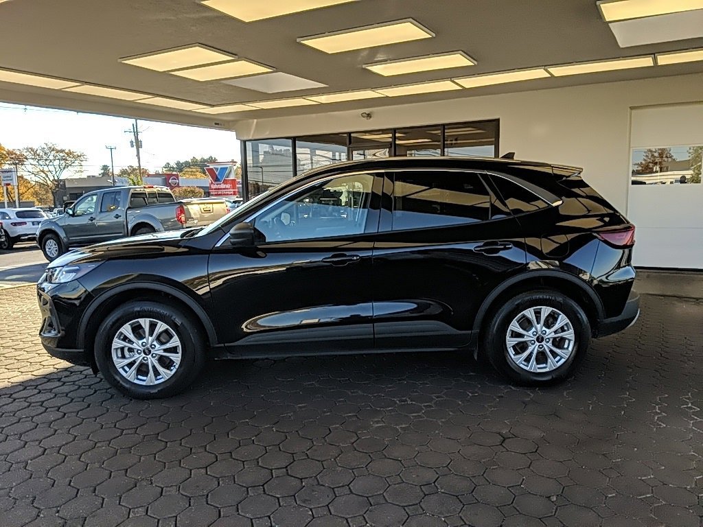 Certified 2023 Ford Escape Active image 6