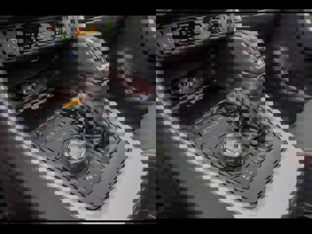 Used 2023 Toyota RAV4 Limited image 24