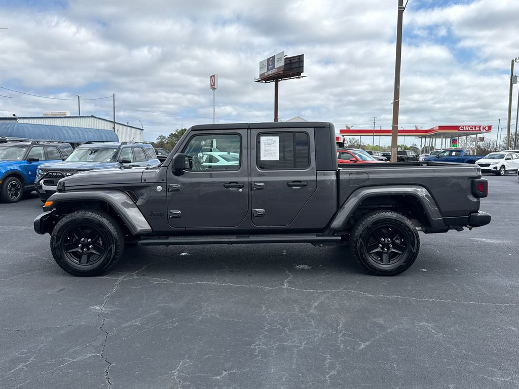 Used 2021 Jeep Gladiator Sport AWD/4WD image 4