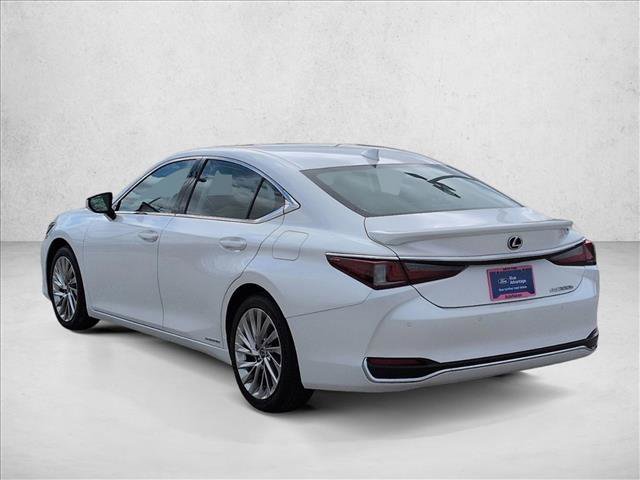 Used 2020 Lexus ES 300h w/ Premium Package image 5