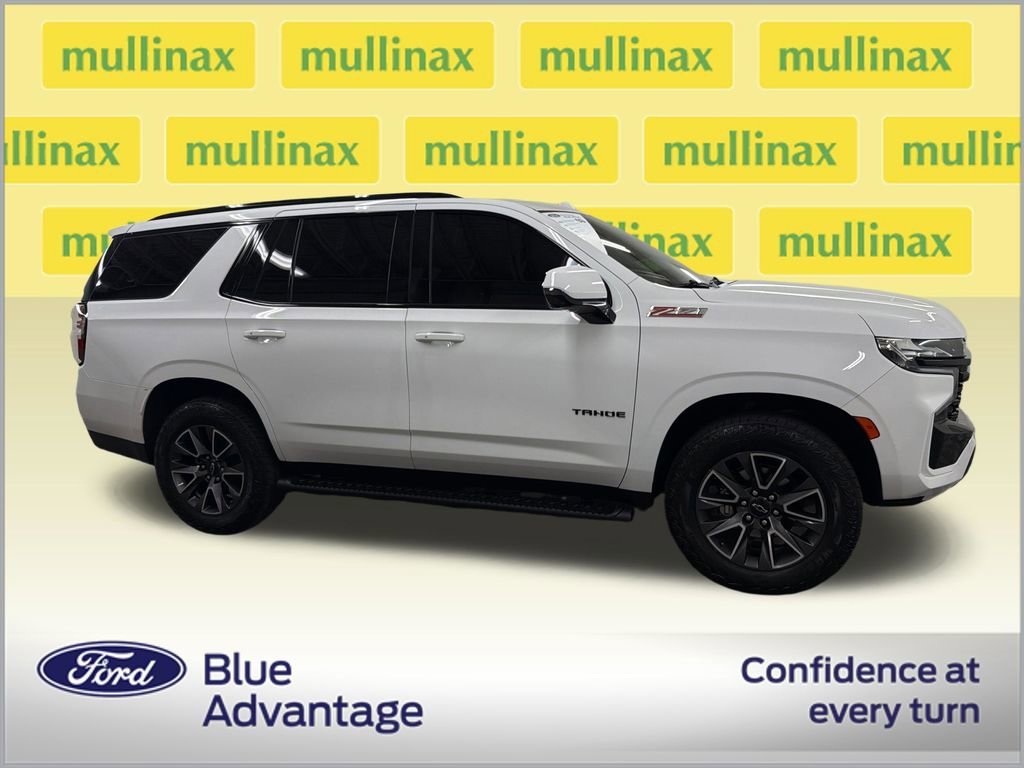 Used 2024 Chevrolet Tahoe Z71 w/ Luxury Package AWD/4WD image 2