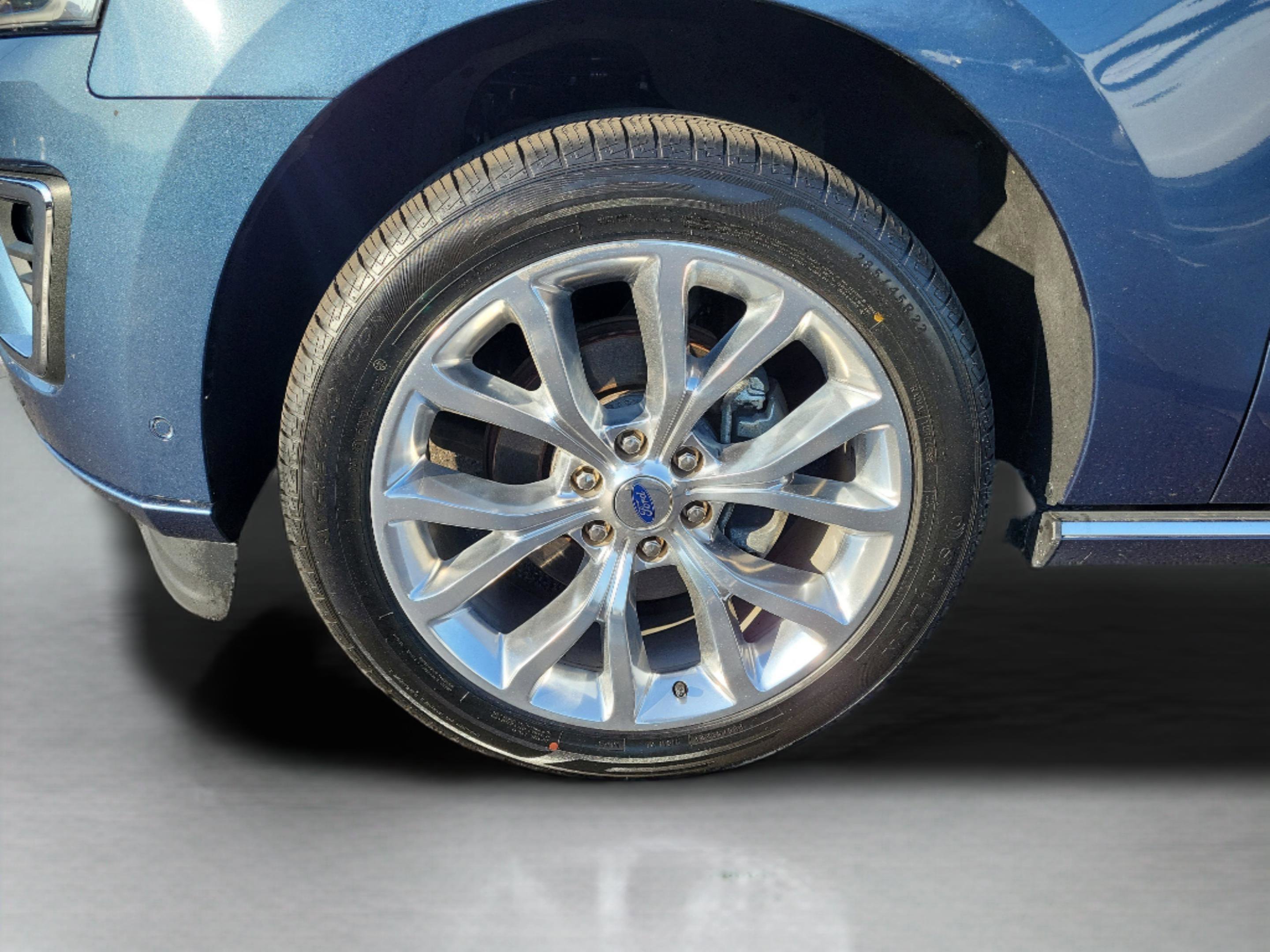 Certified 2018 Ford Expedition Platinum AWD/4WD image 34