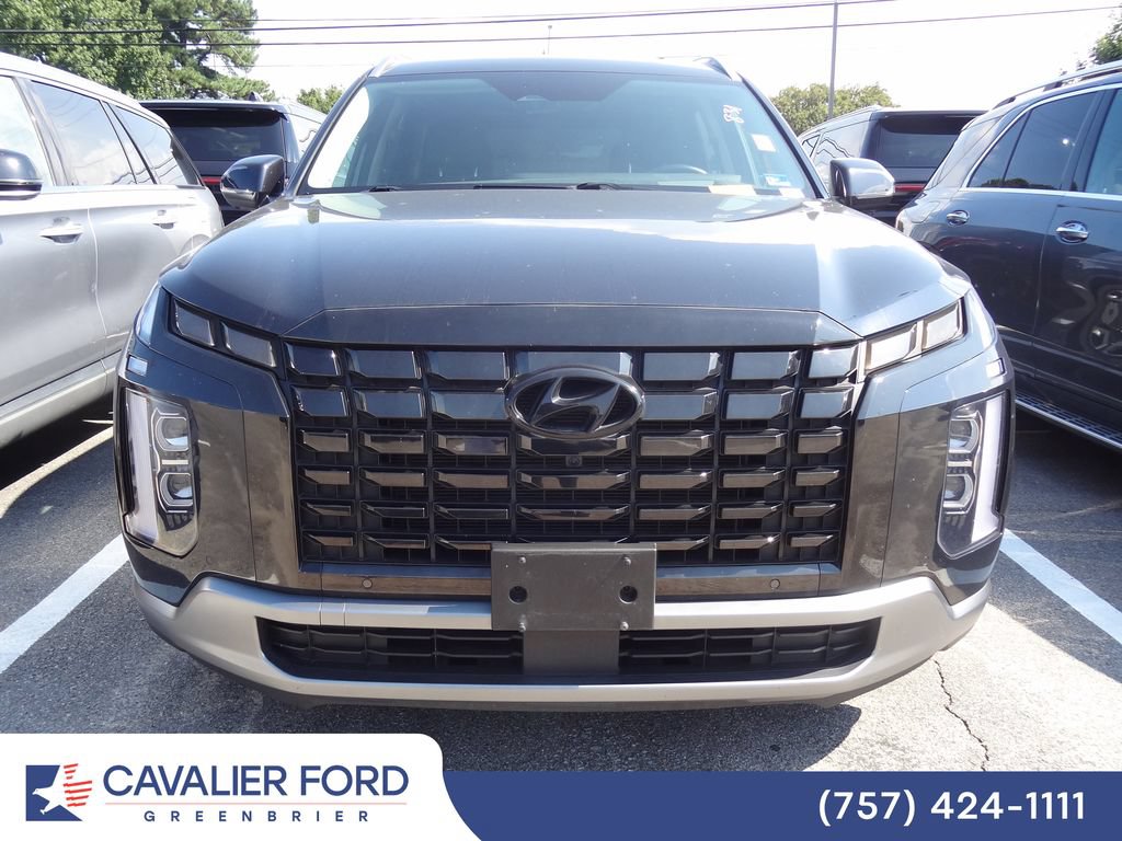 Used 2023 Hyundai Palisade Limited AWD/4WD image 2