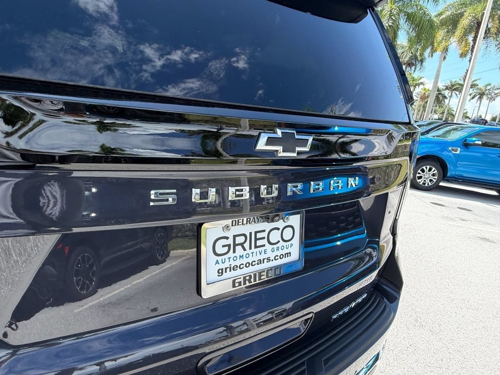 Used 2026 Chevrolet Suburban Premier RWD image 15