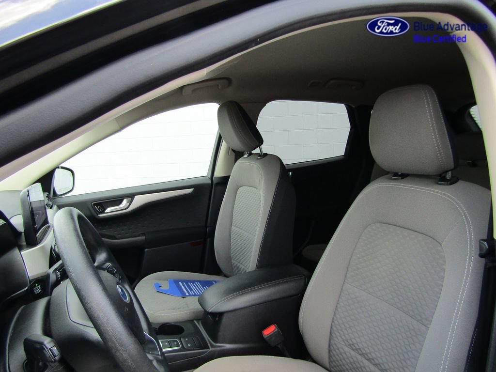 Certified 2020 Ford Escape SE AWD/4WD image 3