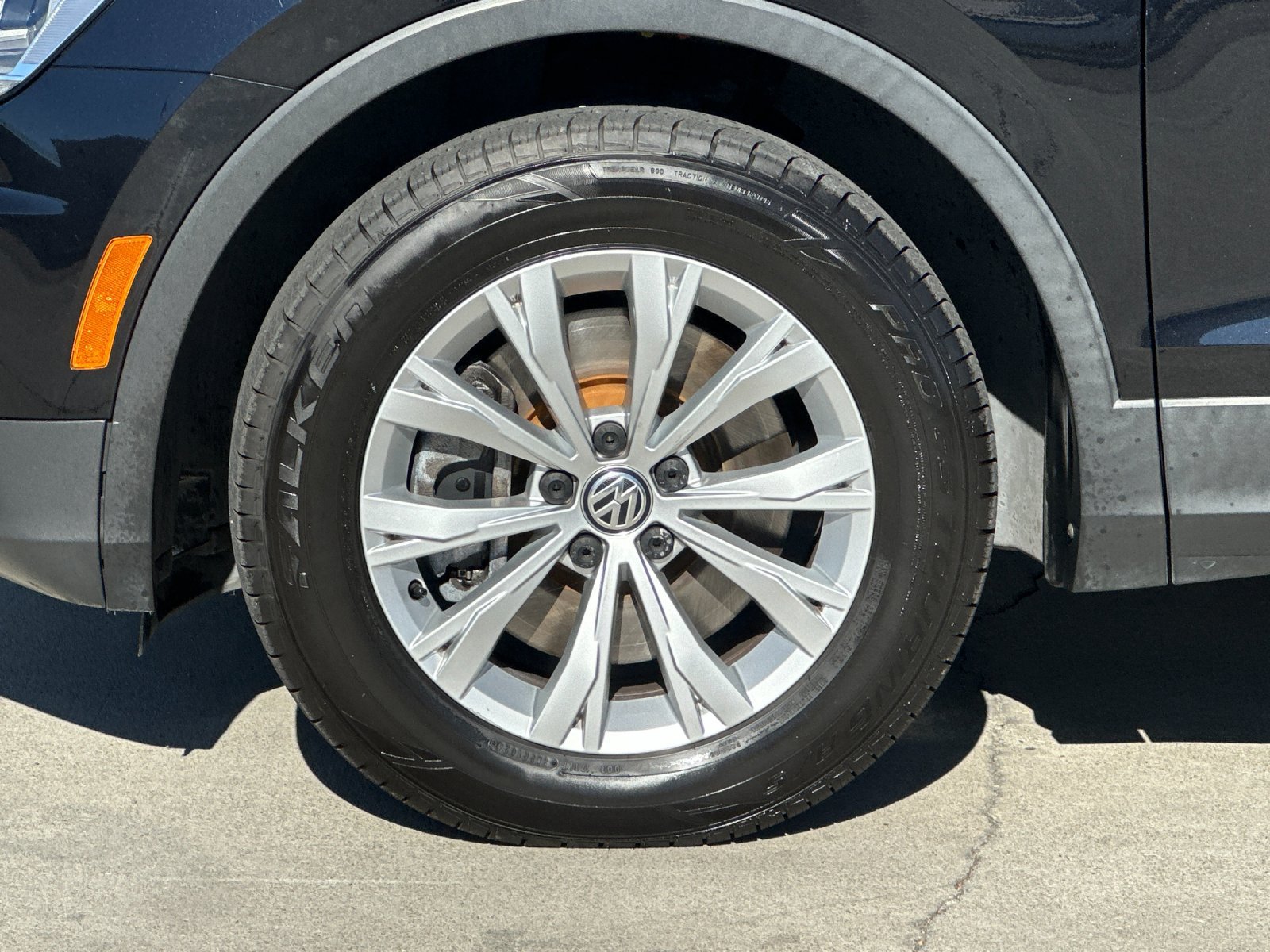 Used 2018 Volkswagen Tiguan S FWD image 35