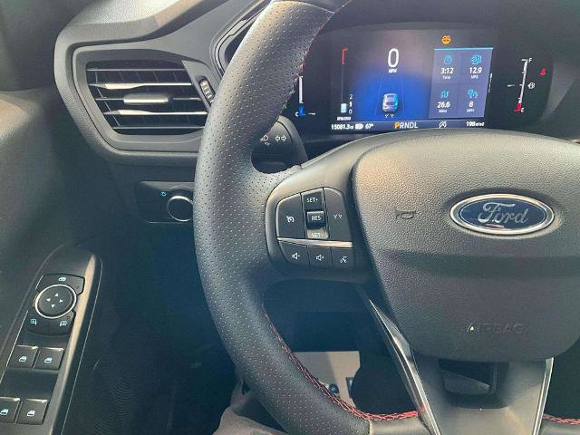Certified 2025 Ford Escape ST-Line image 11