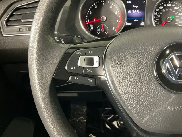 Used 2018 Volkswagen Tiguan S image 23