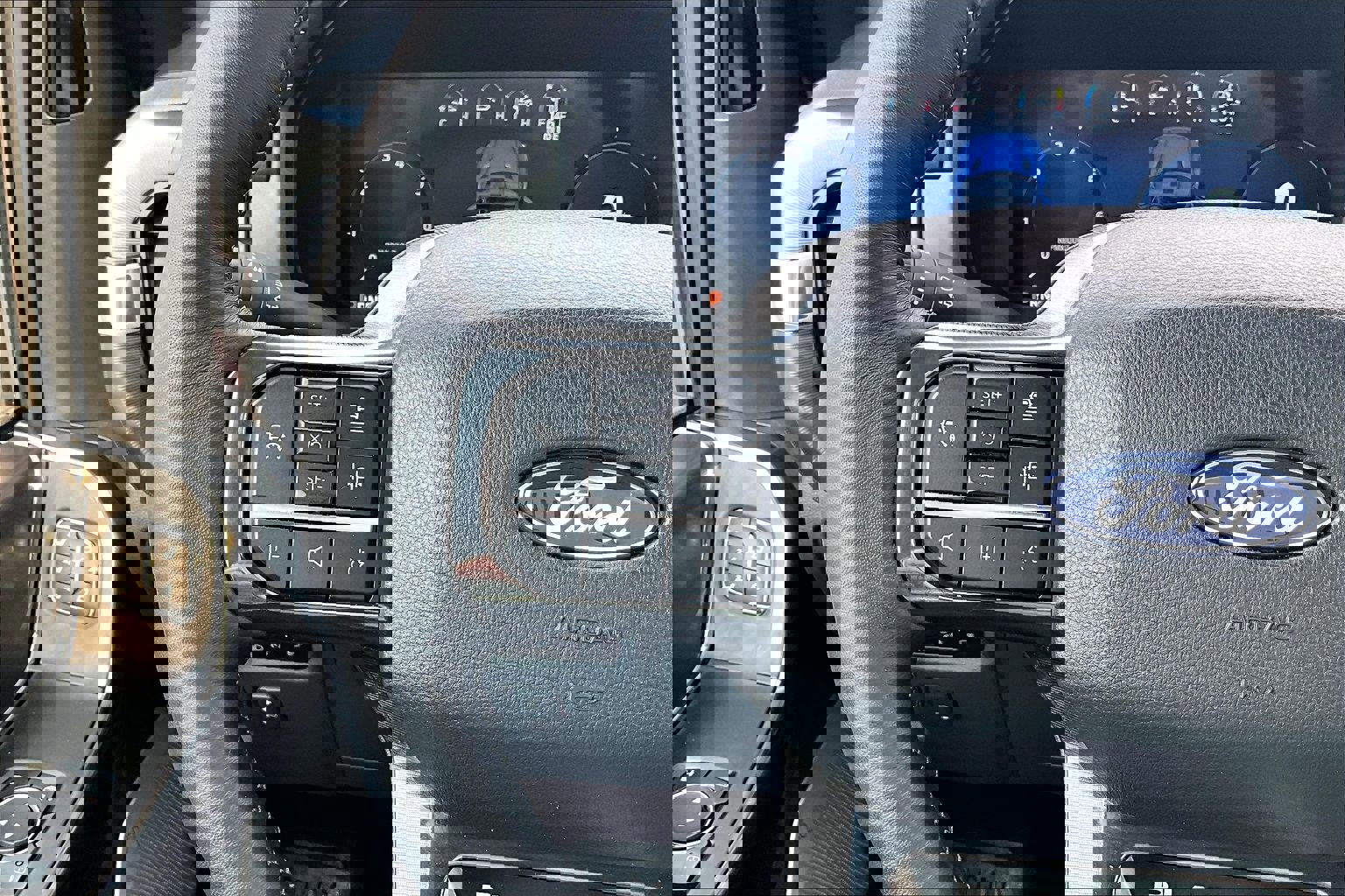 Certified 2025 Ford F150 Platinum w/ Equipment Group 702A High image 19