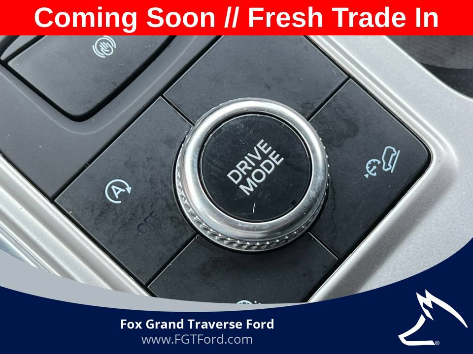 Certified 2020 Ford Explorer XLT w/ Equipment Group 202A AWD/4WD image 27
