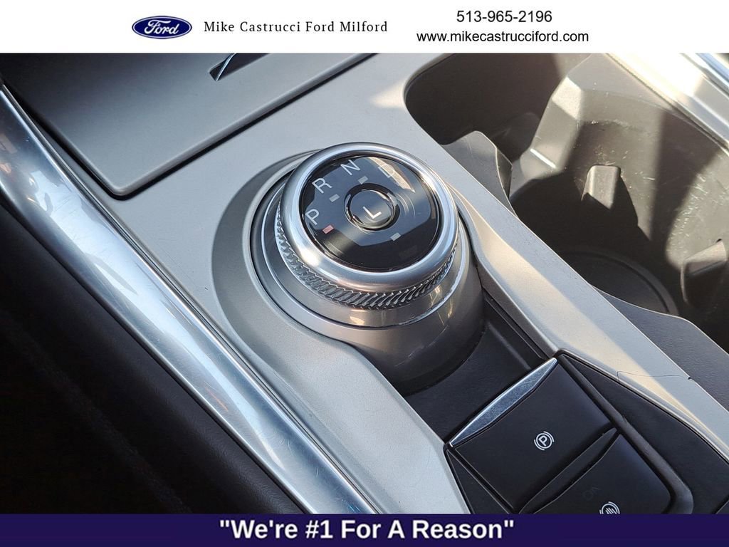 Certified 2022 Ford Explorer Platinum w/ Equipment Group 601A image 17