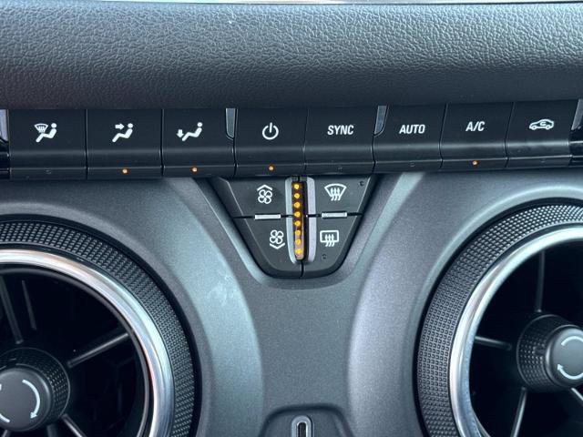 Used 2023 Chevrolet Blazer LT AWD/4WD image 23