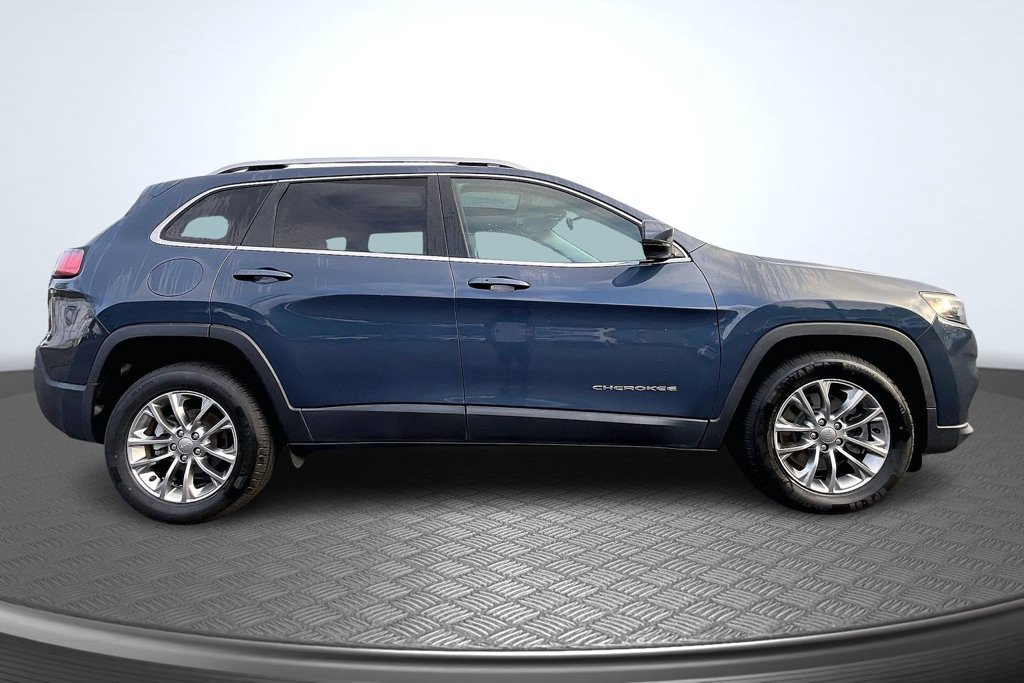 Used 2020 Jeep Cherokee Latitude Plus FWD image 4
