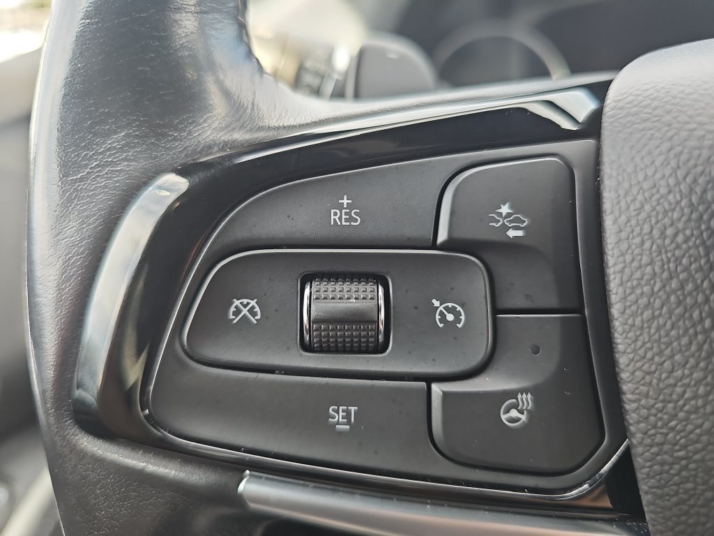 Used 2022 Buick Enclave Premium FWD image 17