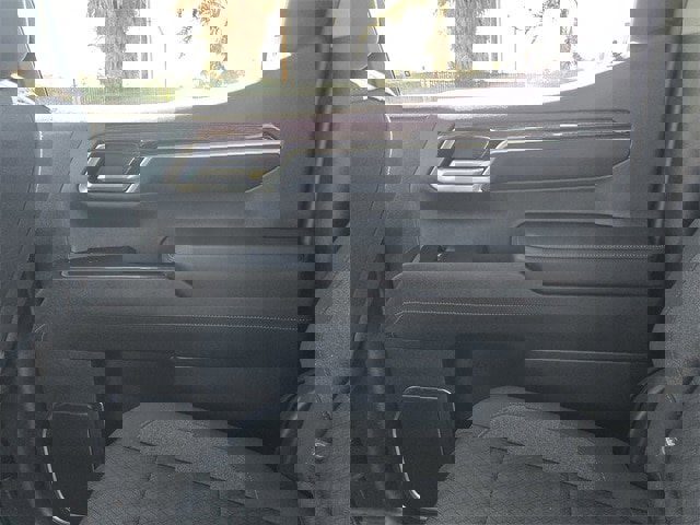 Used 2022 GMC Sierra 1500 Elevation image 14