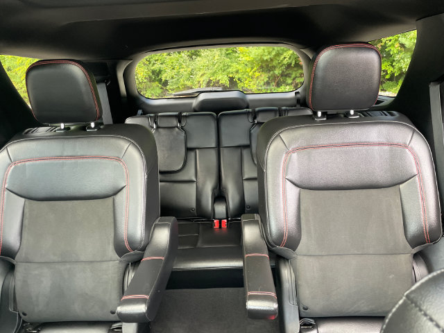Certified 2022 Ford Explorer ST-Line w/ Class IV Trailer Tow Package AWD/4WD image 42