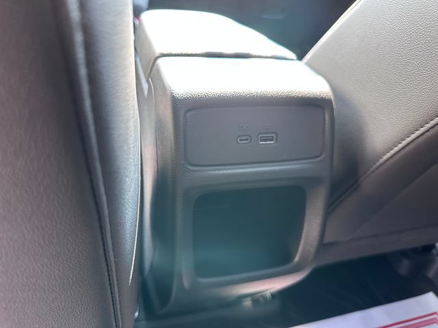 Used 2026 Chevrolet Trax RS w/ Sunroof Package FWD image 9