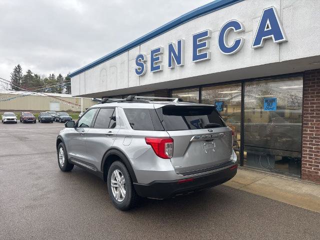 Certified 2020 Ford Explorer XLT image 4