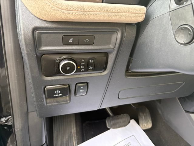 Certified 2024 Ford Expedition Limited AWD/4WD image 19