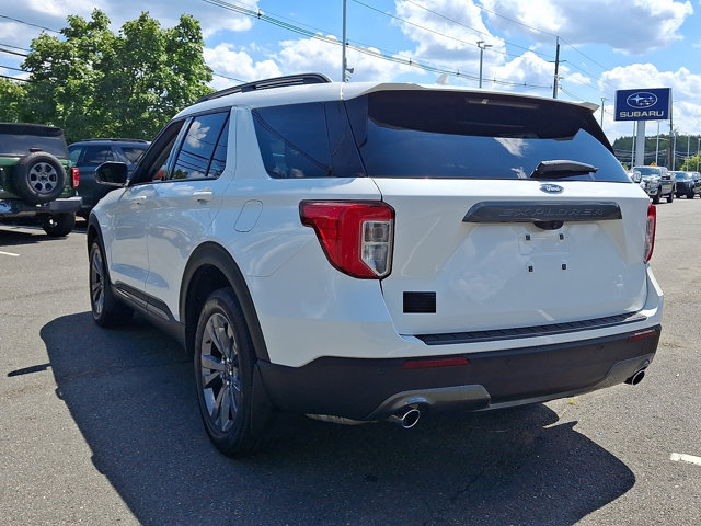 Certified 2024 Ford Explorer XLT w/ Equipment Group 202A AWD/4WD image 8