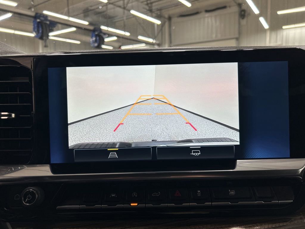 Used 2022 Chevrolet Silverado 1500 RST image 17