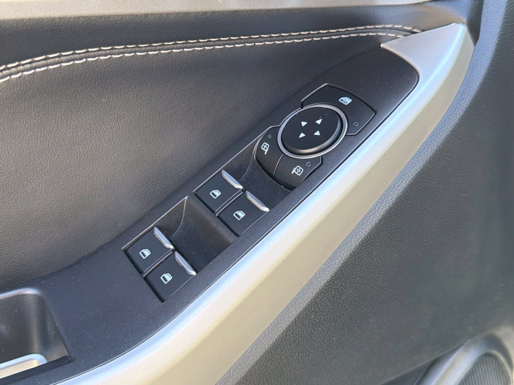 Certified 2023 Ford Explorer XLT RWD image 23
