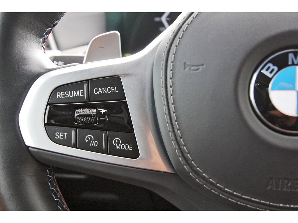 Used 2025 BMW X5 M60i w/ Executive Package image 18