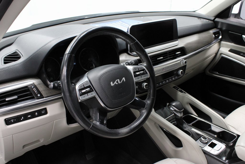 Used 2022 Kia Telluride EX w/ EX Premium Package image 27