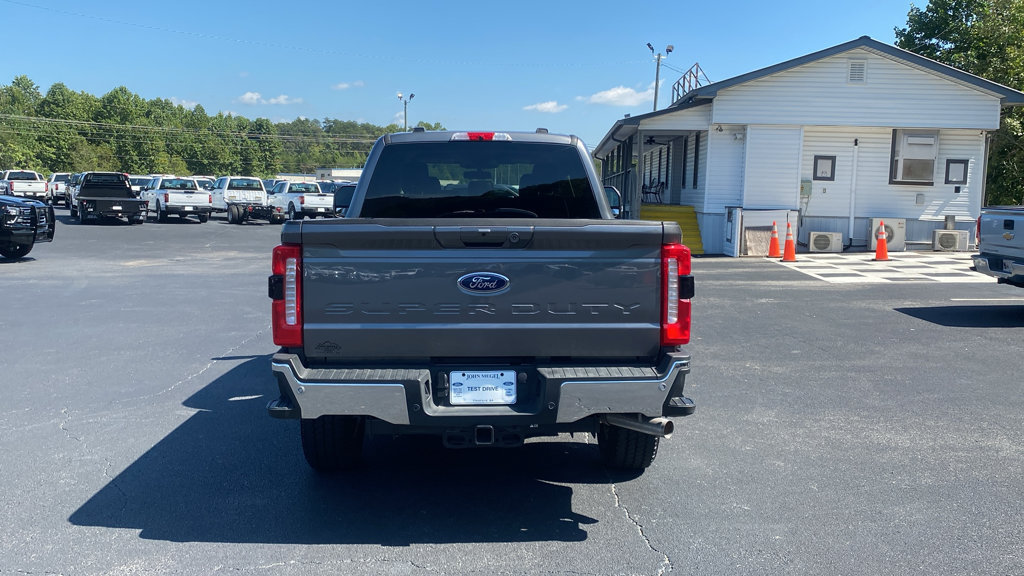 Certified 2025 Ford F350 Lariat AWD/4WD image 6