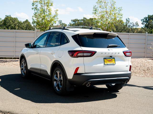 Certified 2025 Ford Escape ST-Line w/ Equipment Group 301A image 9