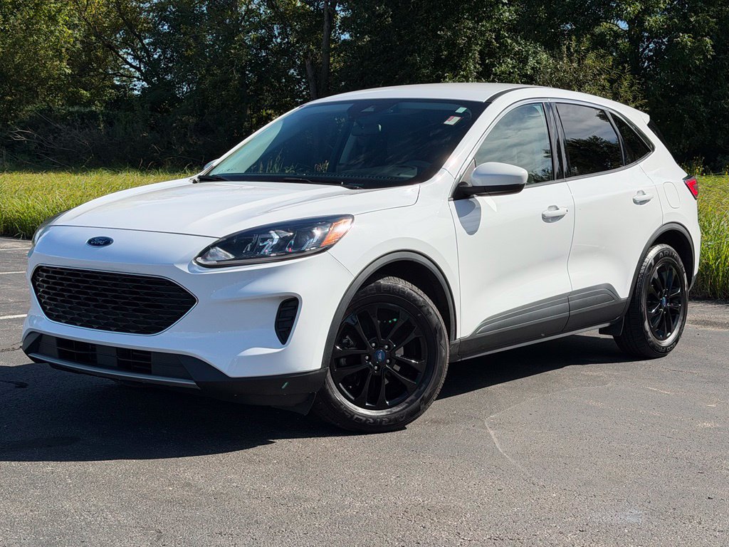 Certified 2021 Ford Escape SE FWD image 2