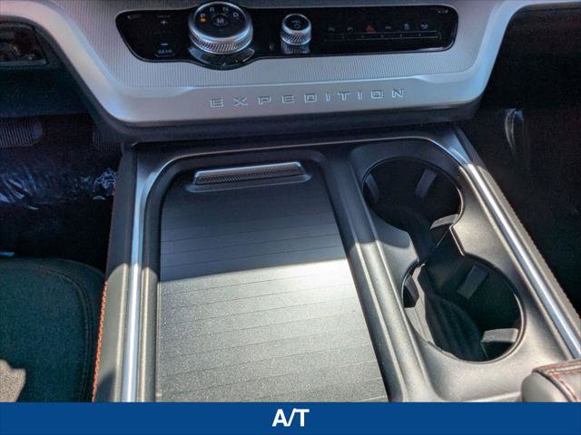 Certified 2025 Ford Expedition Active RWD image 19