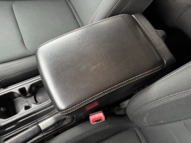 Used 2018 Jeep Wrangler Unlimited Sahara w/ Cold Weather Group image 20